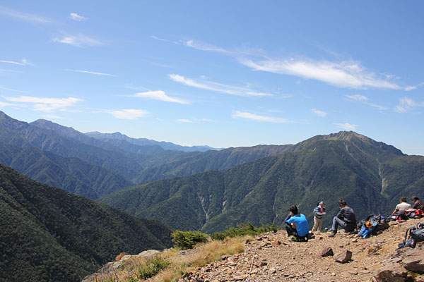 駒津峰
